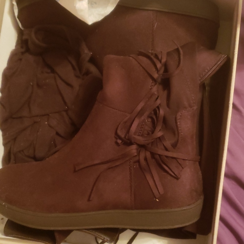 Brown Fringe boots